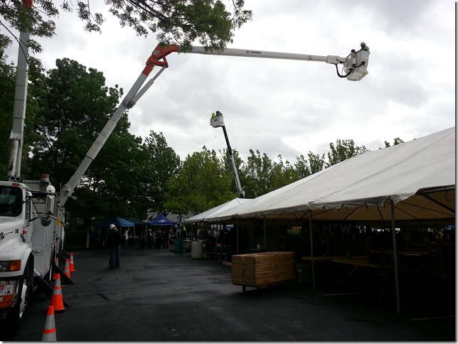 PGE-Bucket-Trucks